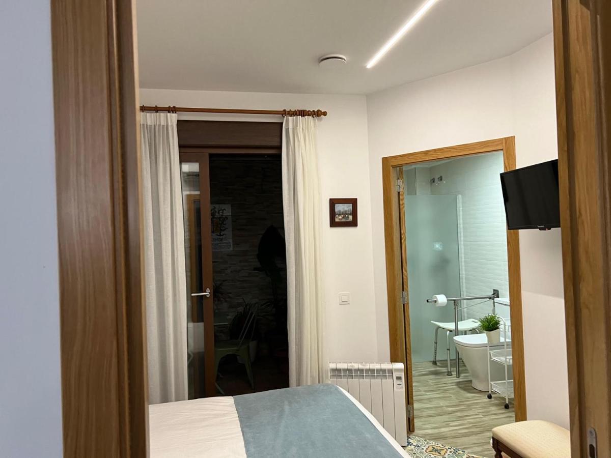 Hostal La Batuta Mogente Luaran gambar